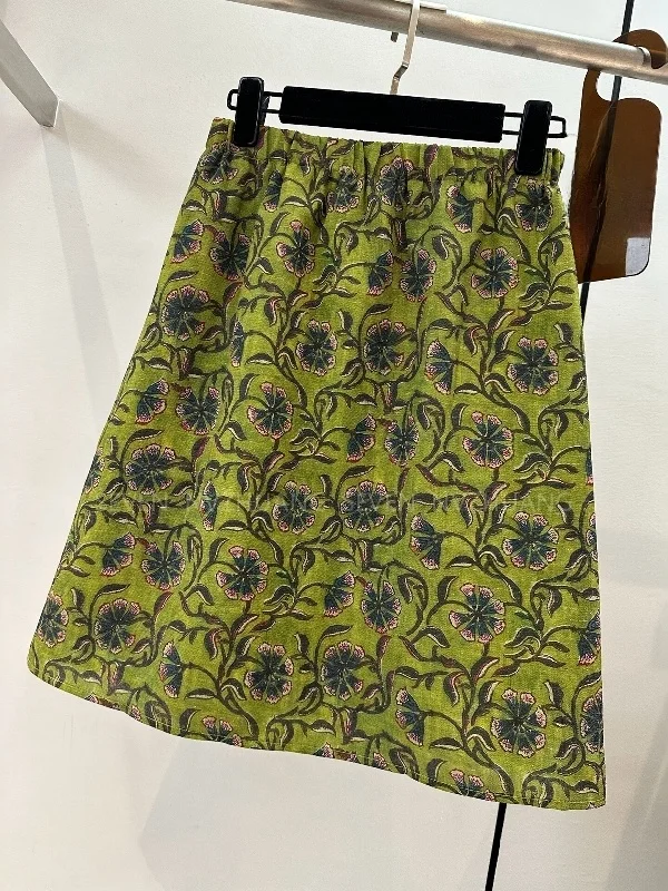 High-End plus Size Green Floral Print Elastic Waist Skirt Women's Artistic Style Slimming Midi Skirt Korean Loose Fit Summer
High-End plus Size Green Floral Print Elastic Waist Skirt Women's Artistic Style Slimming Midi Skirt Korean Loose Fit Summer
