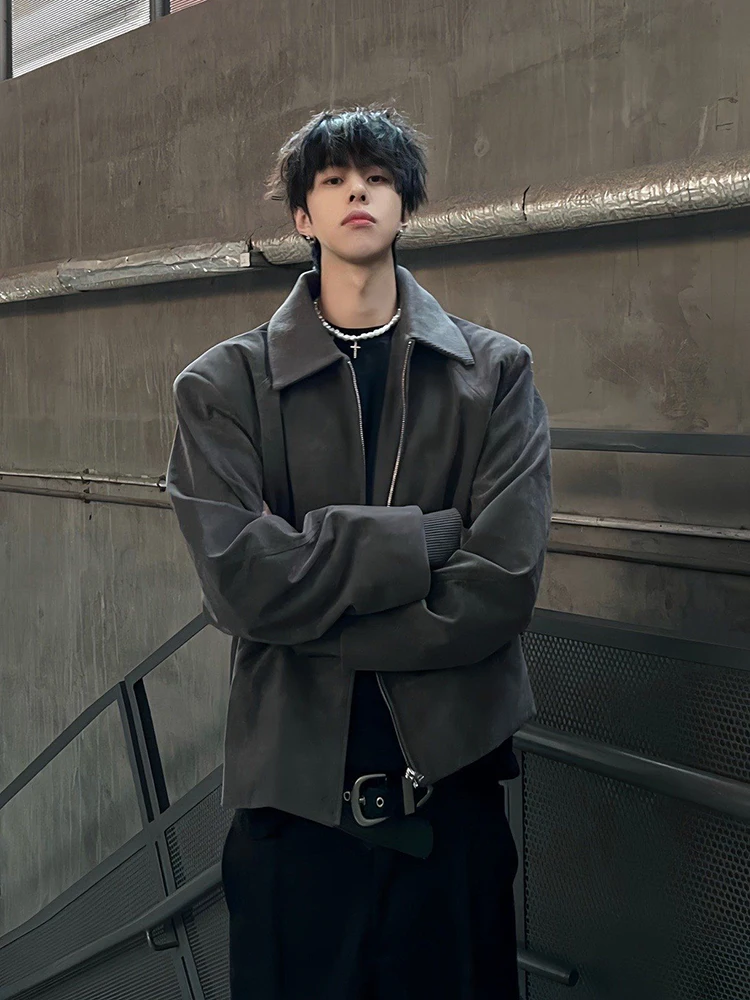 Мужская осенне-зимняя куртка-бомбер свободного кроя в американском ретро-стиле с отложным воротником и подкладкой...
Мужская осенне-зимняя куртка-бомбер свободного кроя в американском ретро-стиле с отложным воротником и подкладкой...