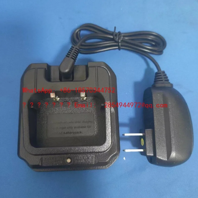 Оригинальное зарядное устройство L Waterproof Walkie-talkie UV-9R 9700/A58/9RPLUS, USB-зарядка
Оригинальное зарядное устройство L Waterproof Walkie-talkie UV-9R 9700/A58/9RPLUS, USB-зарядка