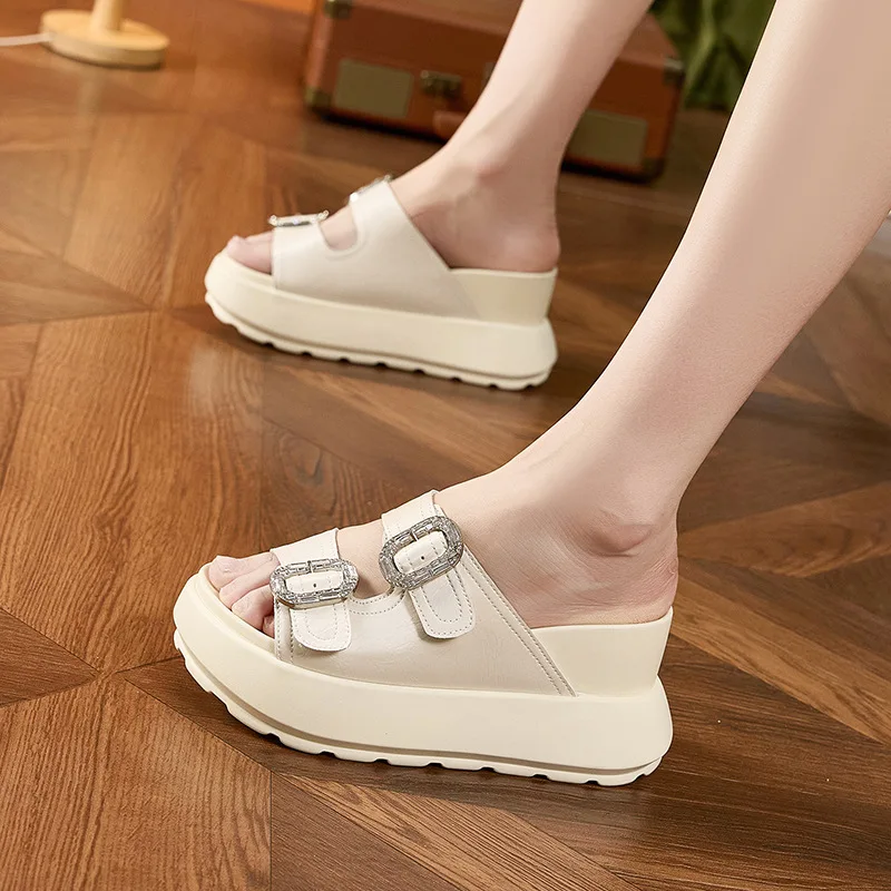 Women's Thick Bottom Slippers 2026 Summer New Fashionable Tall Sandals One Step Lazy Slippers
Women's Thick Bottom Slippers 2026 Summer New Fashionable Tall Sandals One Step Lazy Slippers