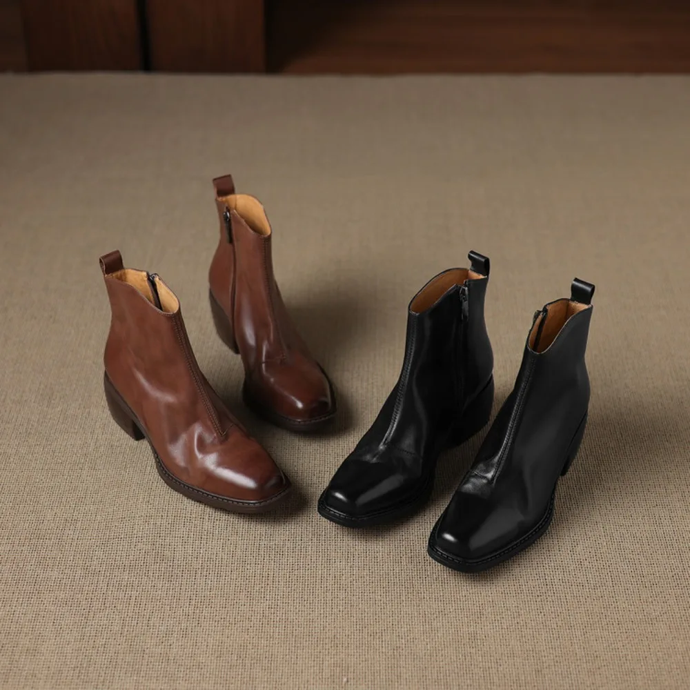New 2026 Trend Autumn Winter Genuine Leather Women Chelsea Ankle Boots Low Block Heels Round Toe Slip on Boots(Black/Brown)
New 2026 Trend Autumn Winter Genuine Leather Women Chelsea Ankle Boots Low Block Heels Round Toe Slip on Boots(Black/Brown)