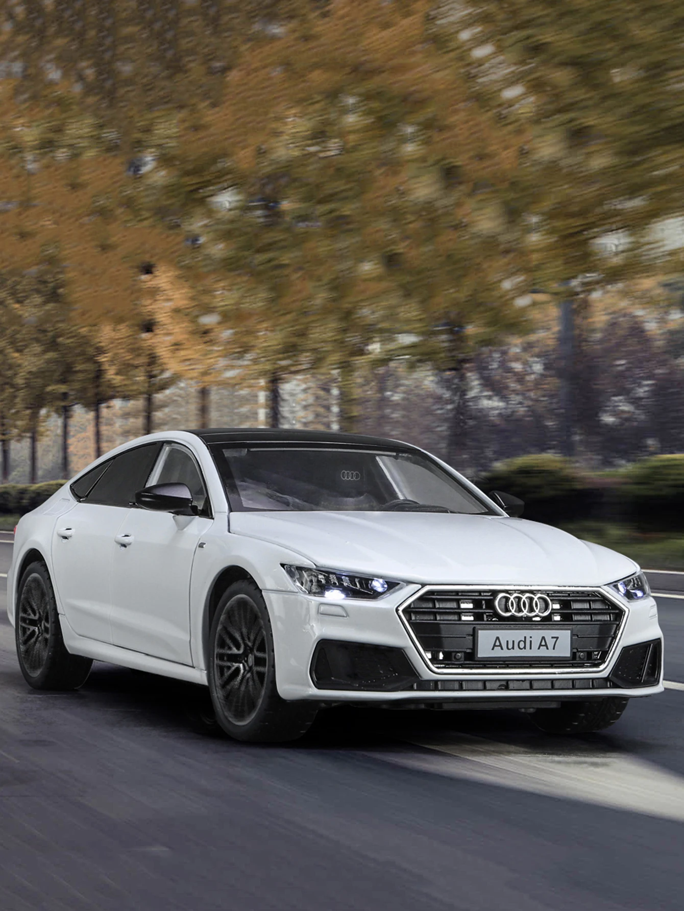 1:24 имитация модели седана из цинкового сплава, статическое украшение, металлический коллекционный подарочный автомобиль
1:24 имитация модели седана из цинкового сплава, статическое украшение, металлический коллекционный подарочный автомобиль