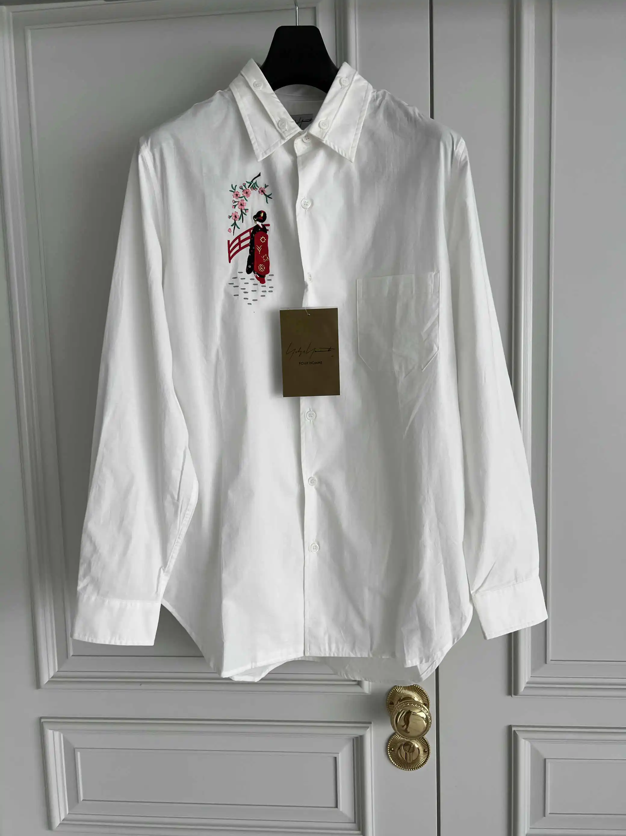 TOP-YAMAMOTO Original Design 04aw Ukiyo-e Geisha Song Princess Gold Thread Embroidered Double-collar Shirt
TOP-YAMAMOTO Original Design 04aw Ukiyo-e Geisha Song Princess Gold Thread Embroidered Double-collar Shirt
