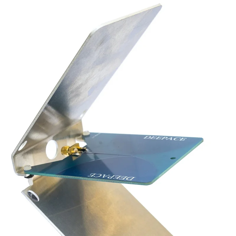 B37B-Directional Antenna Enhance Signal Strength Anti-Interference Abilityy High Gain
B37B-Directional Antenna Enhance Signal Strength Anti-Interference Abilityy High Gain