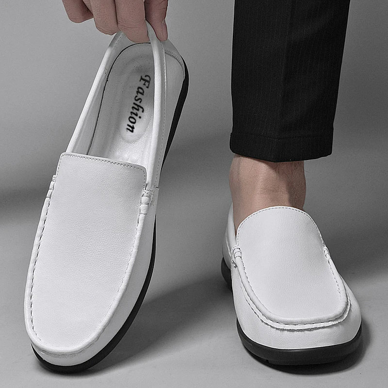 Spring New Mens Breathable Soft Soled Loafers High Quality Comfortable Round Toe Two-layer Leather Casual Non Slip Leather Shoes
Spring New Mens Breathable Soft Soled Loafers High Quality Comfortable Round Toe Two-layer Leather Casual Non Slip Leather Shoes