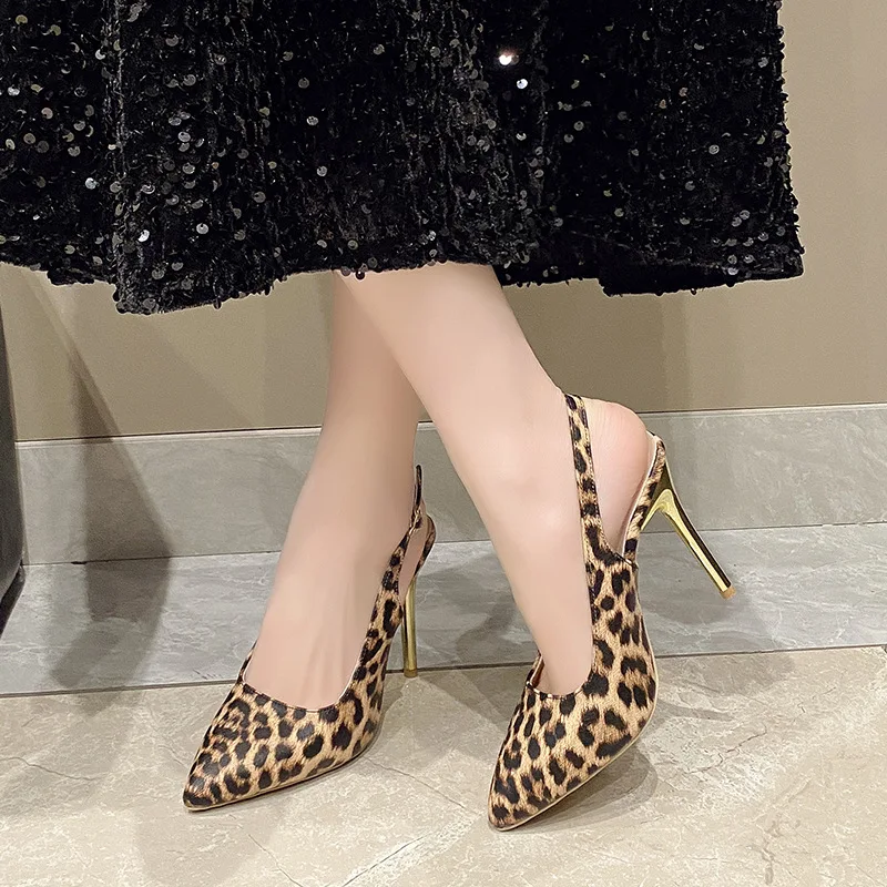 Sexy Leopard Pointed Toe Sling Back Pumps Women 2026 Summer Thin Super High Heels Shoes Woman Gold Heel Party Shoes Size 34-43
Sexy Leopard Pointed Toe Sling Back Pumps Women 2026 Summer Thin Super High Heels Shoes Woman Gold Heel Party Shoes Size 34-43