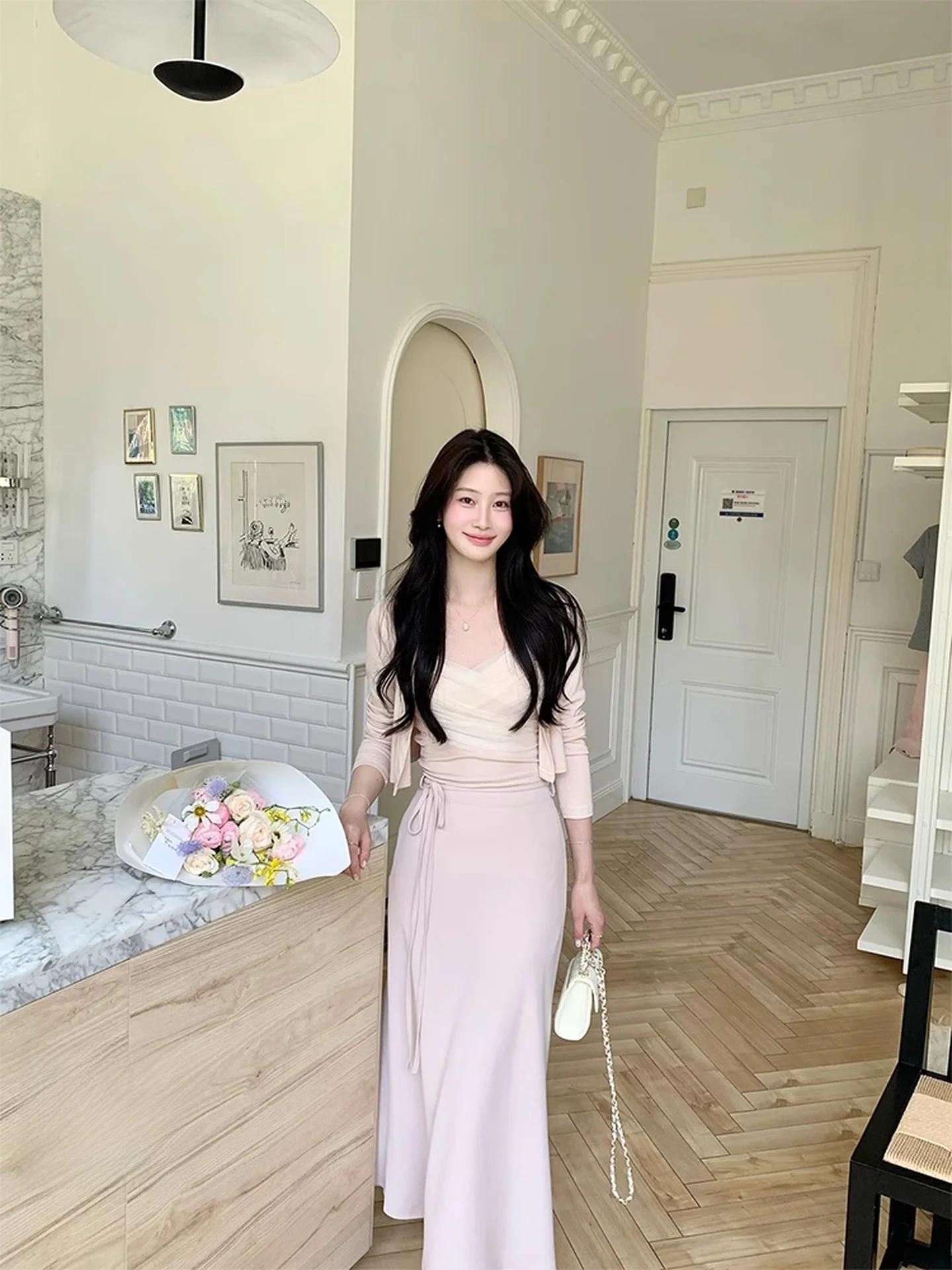 JeJuna, мягкий розовый корейский кардиган с поясом и юбкой, женский комплект из двух предметов Faion Long Sve V-Ne
JeJuna, мягкий розовый корейский кардиган с поясом и юбкой, женский комплект из двух предметов Faion Long Sve V-Ne