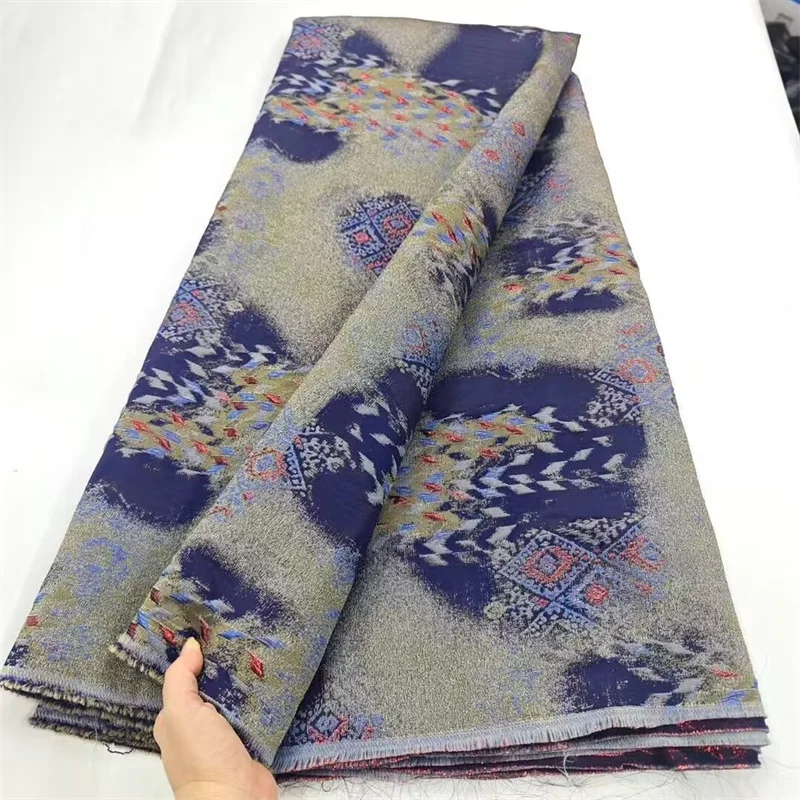 Nigerian Damask Brocade Lace Fabric 2025 Blue High Quality Jacquard African Lace Fabric French Elegant Bridel Wedding Dress Sew
Nigerian Damask Brocade Lace Fabric 2025 Blue High Quality Jacquard African Lace Fabric French Elegant Bridel Wedding Dress Sew