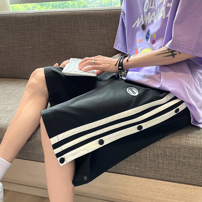 Летние тонкие мужские спортивные шорты-бермуды свободного кроя для баскетбола, модный уличный дизайн
Летние тонкие мужские спортивные шорты-бермуды свободного кроя для баскетбола, модный уличный дизайн