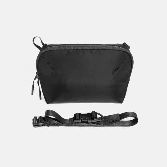 Pro sling multifunctional waterproof casual breast bag shoulder messenger bag
Pro sling multifunctional waterproof casual breast bag shoulder messenger bag