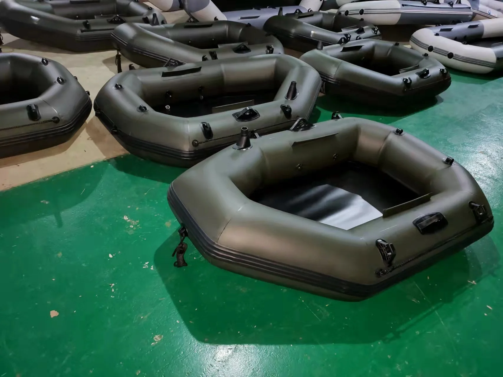 Yunfan PVC Inflatable Belly Boat River Fishing Kayak Lure Dinghy Rowing Pontoon Canoe Optional Outboars Engine Motor
Yunfan PVC Inflatable Belly Boat River Fishing Kayak Lure Dinghy Rowing Pontoon Canoe Optional Outboars Engine Motor