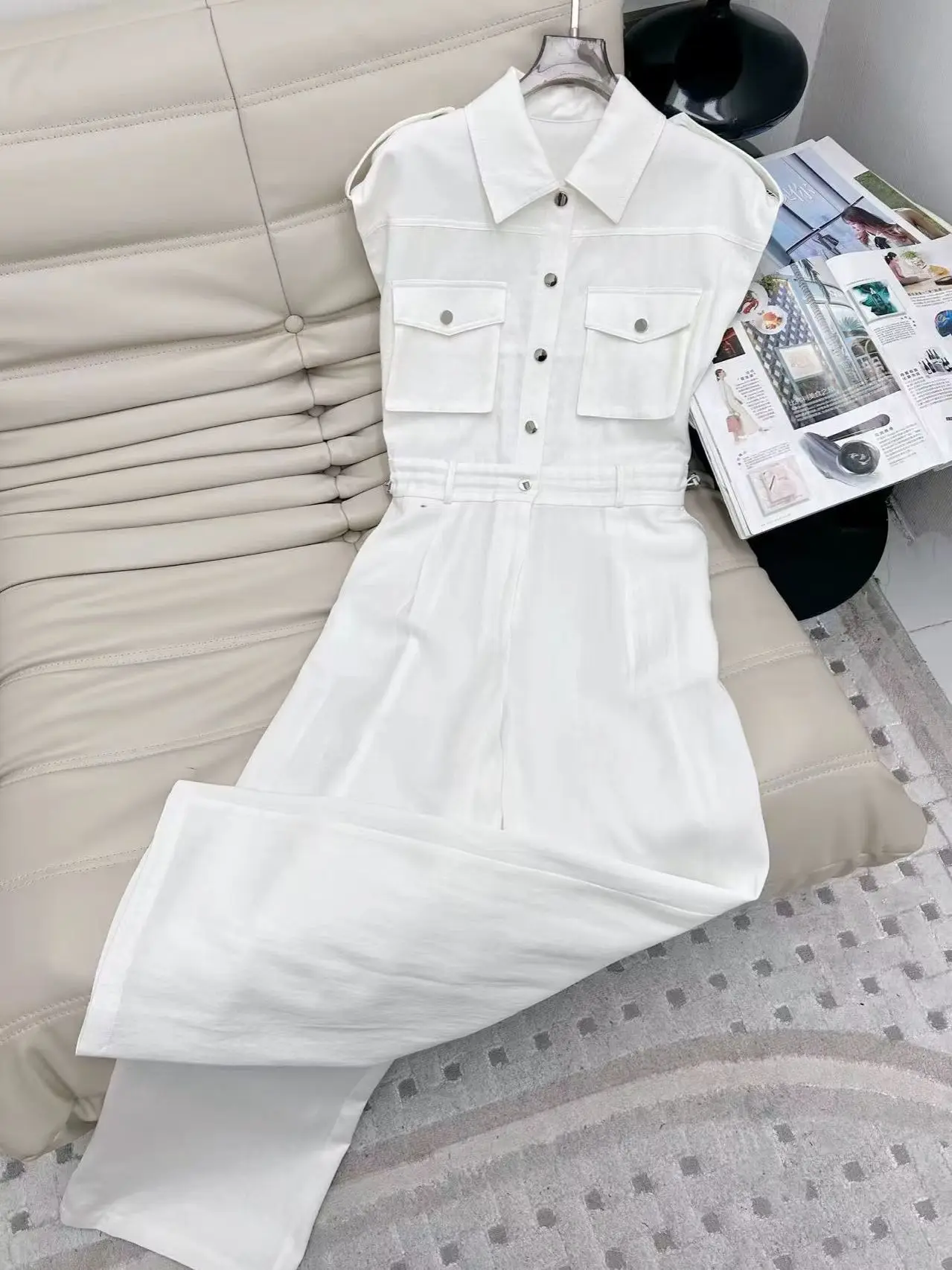 Fashionable high-quality 100% cotton jumpsuit wide-leg pants with back elastic waist
Fashionable high-quality 100% cotton jumpsuit wide-leg pants with back elastic waist