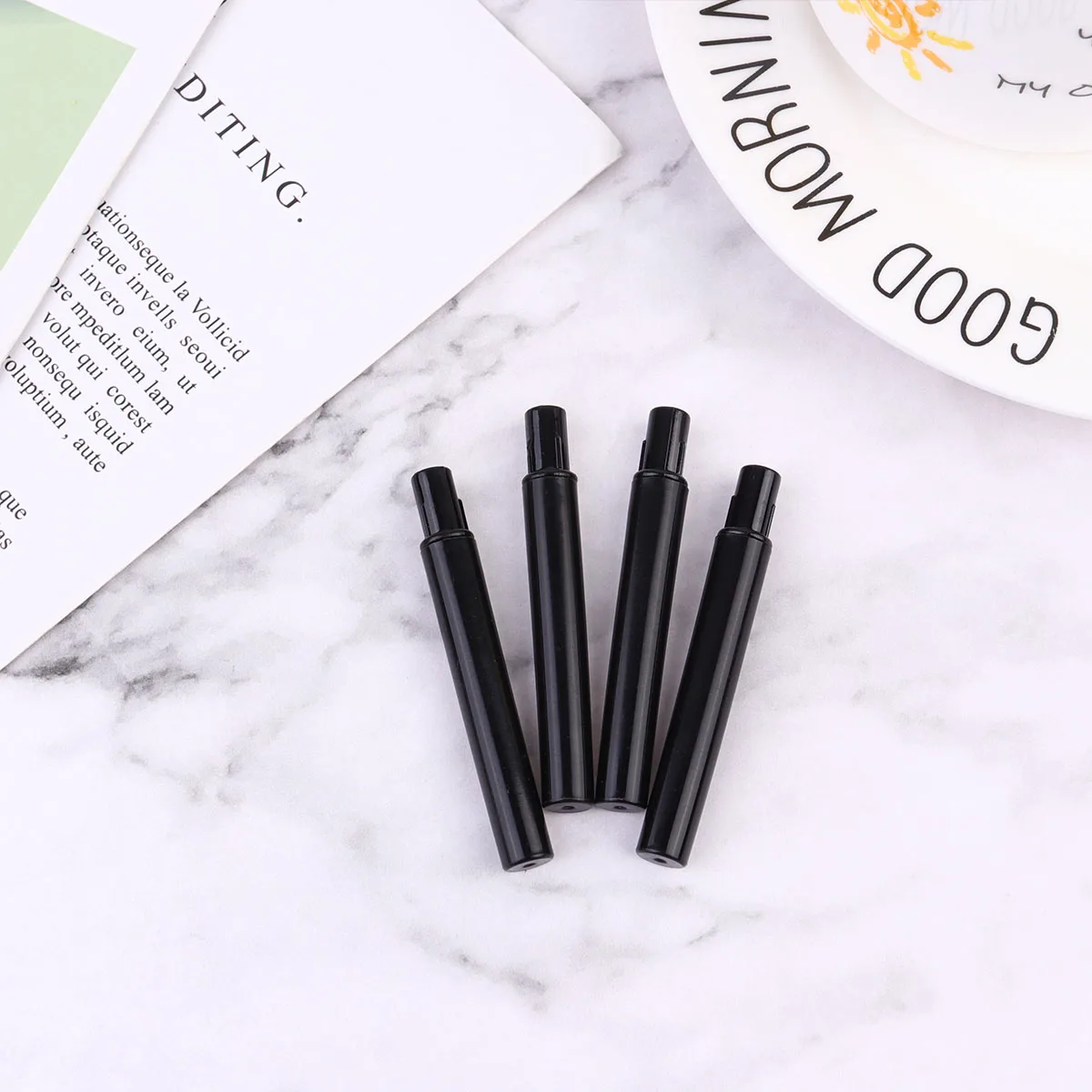 30pcs Disposable Lip Brush Mini One Time Small Size Brushes For Precise Lip Coloring Safe To Use Makeup Tools
30pcs Disposable Lip Brush Mini One Time Small Size Brushes For Precise Lip Coloring Safe To Use Makeup Tools