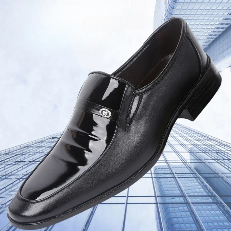 Dress Shoes Man Black Social Shoe for Men Leather Casual Pointed Toe Elegant and Classic 39 Italian 2024 Trend Style Gentleman
Dress Shoes Man Black Social Shoe for Men Leather Casual Pointed Toe Elegant and Classic 39 Italian 2024 Trend Style Gentleman