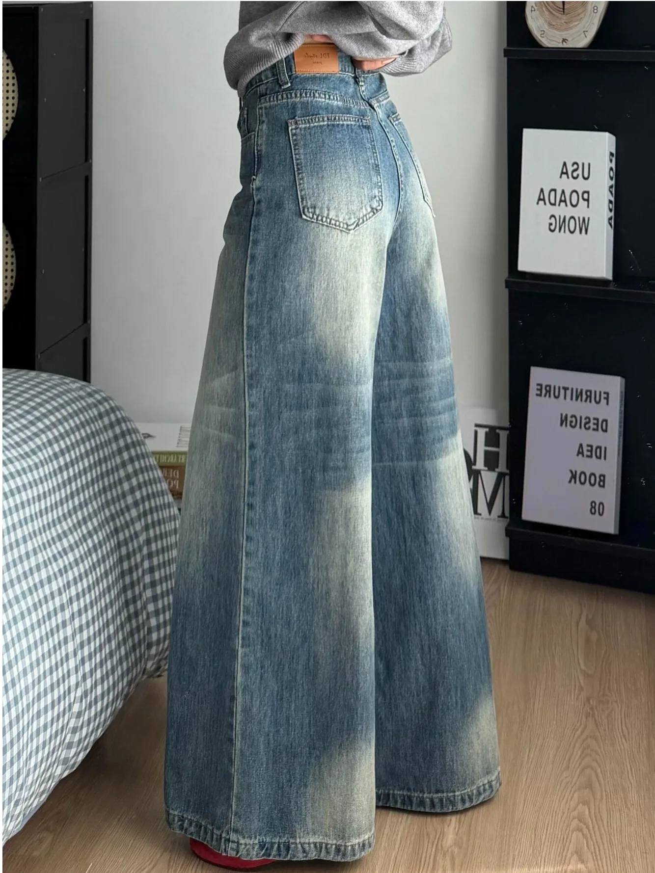 Retro Washed Wide Leg Denim Jeans Women's High Waist Loose Drapey Slimming Floor-Length Pants Casual Style Spring New
Retro Washed Wide Leg Denim Jeans Women's High Waist Loose Drapey Slimming Floor-Length Pants Casual Style Spring New