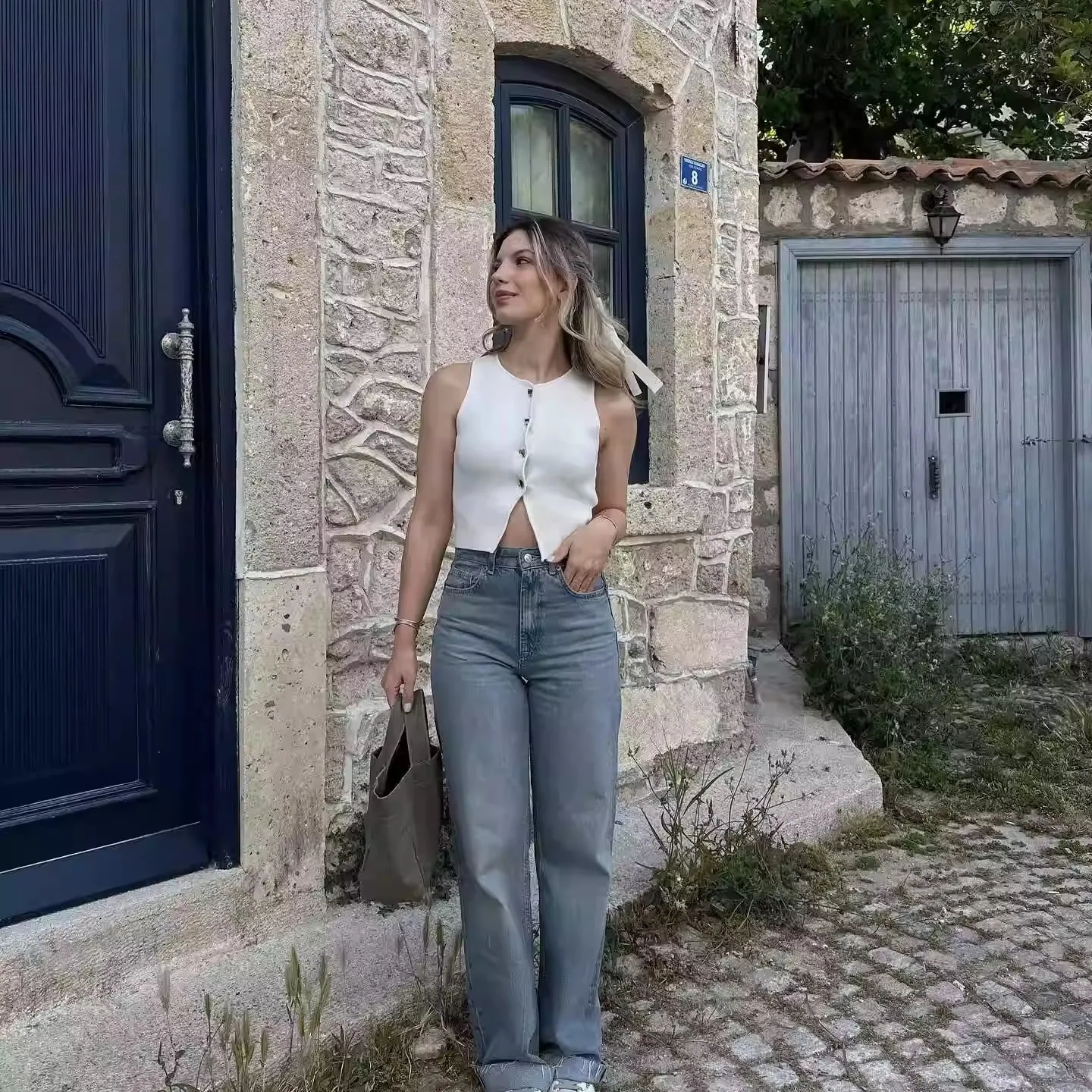 White Knit Crop Top Women Button Short Tops Woman 2025 Summer Tanks Camis Tops for Women Streetwear Vest Tank Top Female
White Knit Crop Top Women Button Short Tops Woman 2025 Summer Tanks Camis Tops for Women Streetwear Vest Tank Top Female