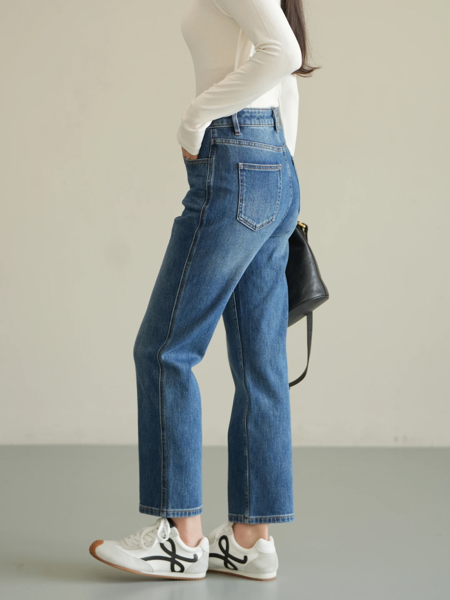 Spring Summer Women's Straight Leg Jeans Elastic Nine-Piece Commuter Casual Fit Jeans Versatile Straight Tube Pants
Spring Summer Women's Straight Leg Jeans Elastic Nine-Piece Commuter Casual Fit Jeans Versatile Straight Tube Pants