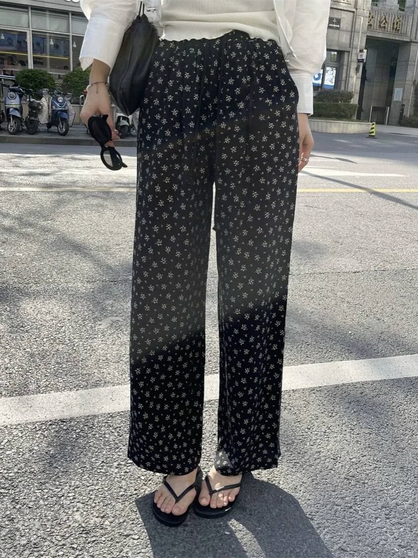 Легкие повседневные брюки Cool Lightweight Candy Miss Korean Sle Art J с цветочным принтом, прямые, на резинке, летние, модные
Легкие повседневные брюки Cool Lightweight Candy Miss Korean Sle Art J с цветочным принтом, прямые, на резинке, летние, модные