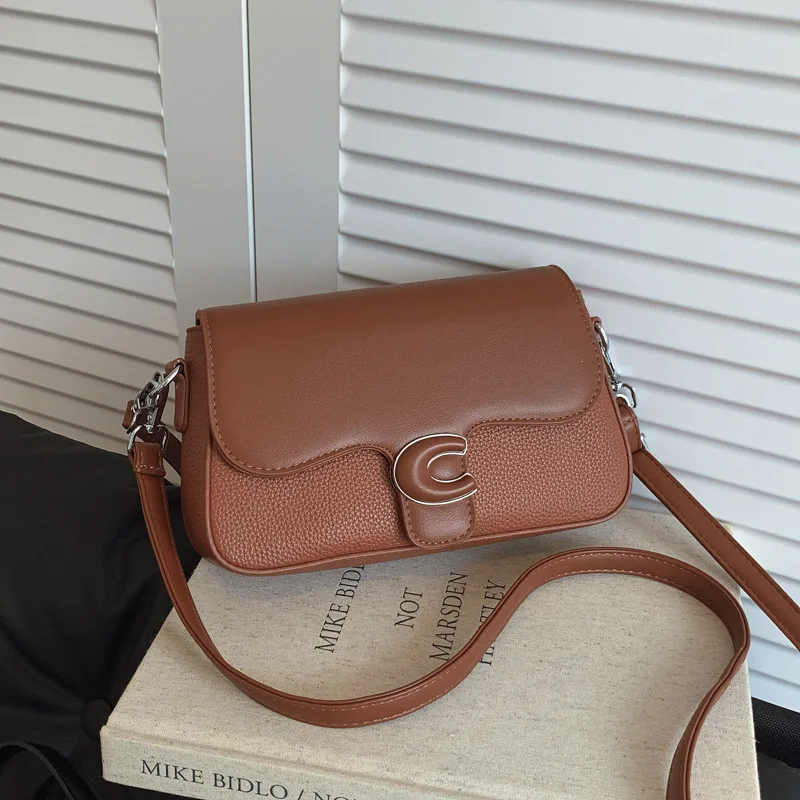 Уникальная сумка в корейском стиле | Новая маленькая квадратная стильная подмышка/через плечо, универсальная высококачественная модная сумка-сумка
Уникальная сумка в корейском стиле | Новая маленькая квадратная стильная подмышка/через плечо, универсальная высококачественная модная сумка-сумка