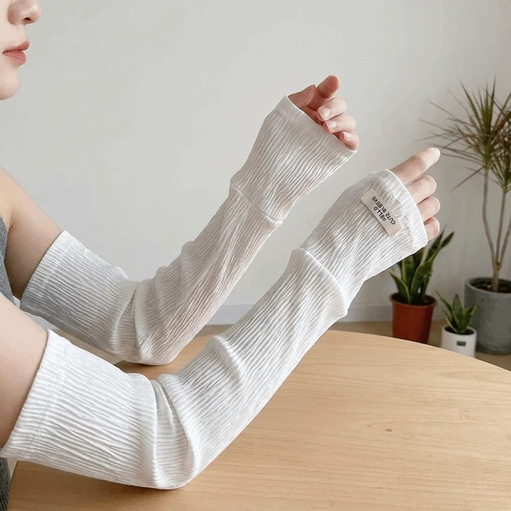 Breathable Lace Sun Protection Sleeves Lightweight Fabric Elastic Ruffle Trim Mesh Arm Covers Loose Fit Design
Breathable Lace Sun Protection Sleeves Lightweight Fabric Elastic Ruffle Trim Mesh Arm Covers Loose Fit Design