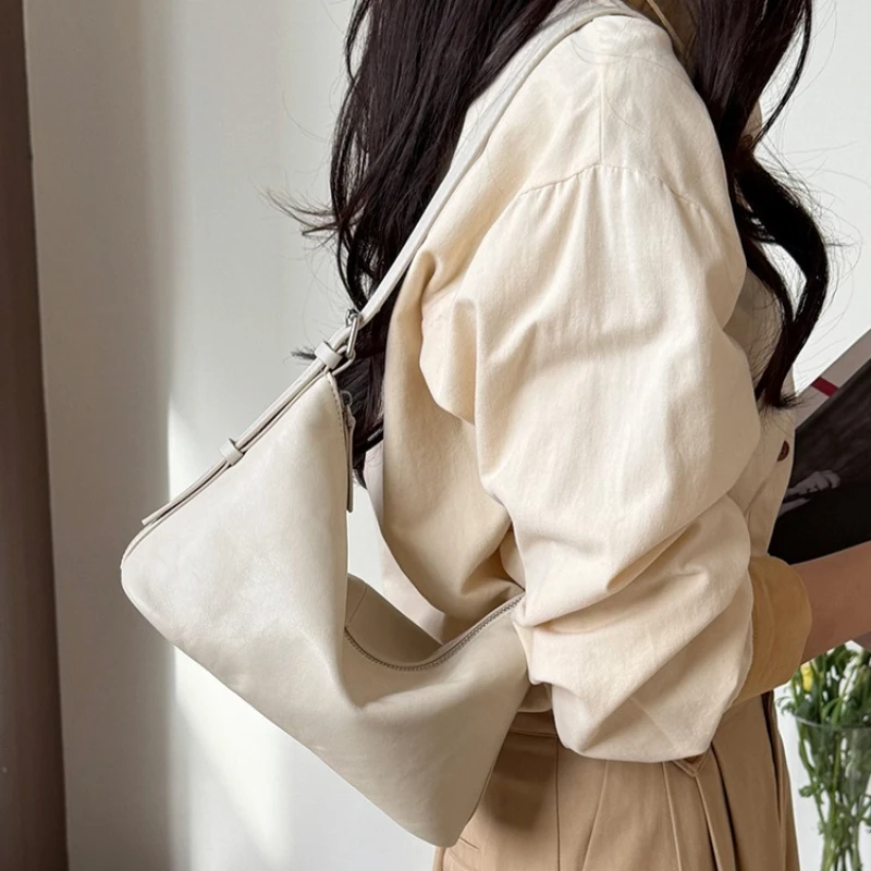 Women's Hobo Bag Vintage Soft Slouchy Genuine Leather Multiway Crossbody Shoulder Pillow Travel
Women's Hobo Bag Vintage Soft Slouchy Genuine Leather Multiway Crossbody Shoulder Pillow Travel