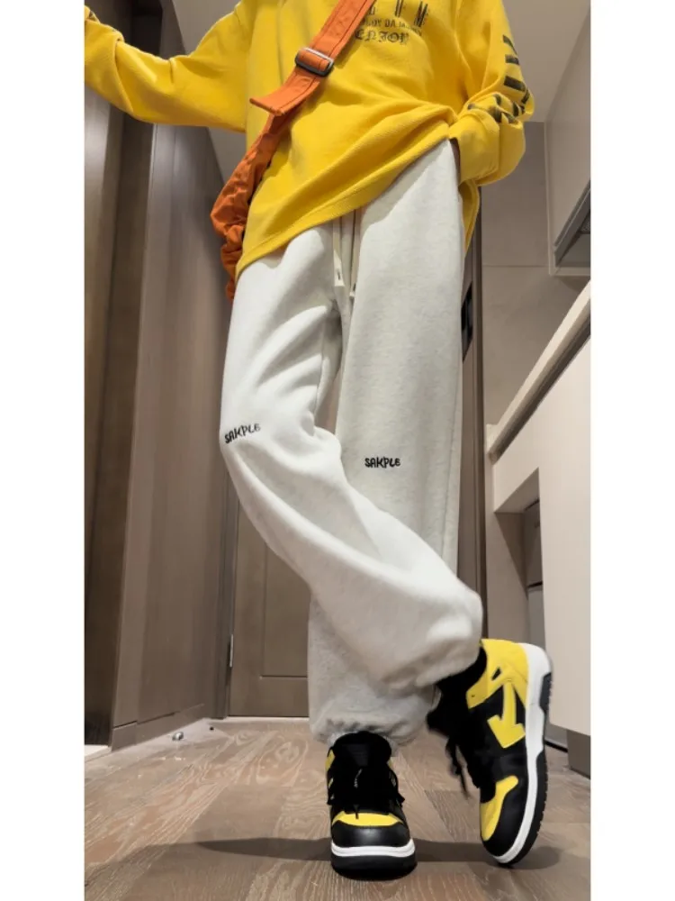 Men's Casual Trousers Autumn 2024 New Sle Harlan Pants Letter Embroidery Trendy Sweatpants Loose Fit Low Waist Long Pants
Men's Casual Trousers Autumn 2024 New Sle Harlan Pants Letter Embroidery Trendy Sweatpants Loose Fit Low Waist Long Pants