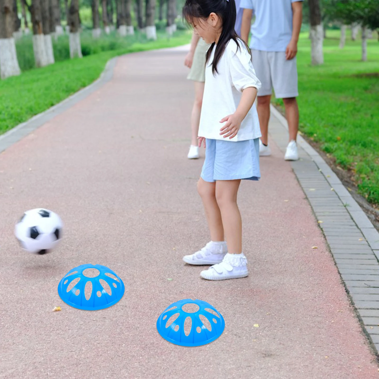 4 Pcs Football Portable Training Cones Disc for Soccer Marker Sports Athletic Equipment
4 Pcs Football Portable Training Cones Disc for Soccer Marker Sports Athletic Equipment