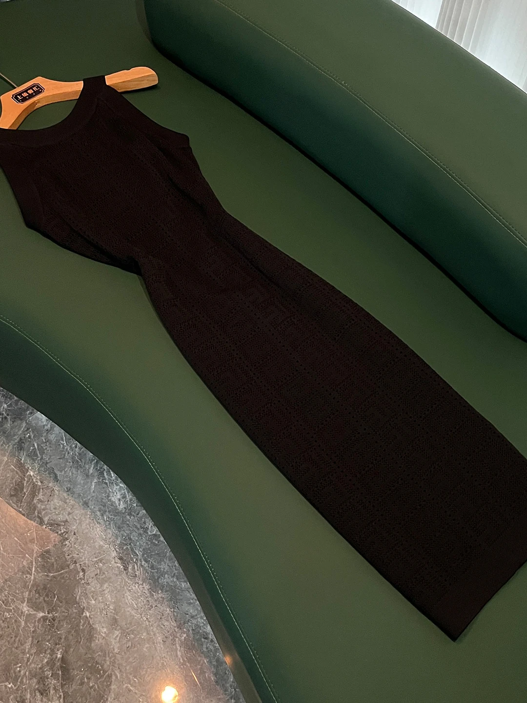 Elegant Black Knitted Dress Women's Summer Sleeveless Slimming Long Split Skirt mid Waist European Style Wrap Chest
Elegant Black Knitted Dress Women's Summer Sleeveless Slimming Long Split Skirt mid Waist European Style Wrap Chest
