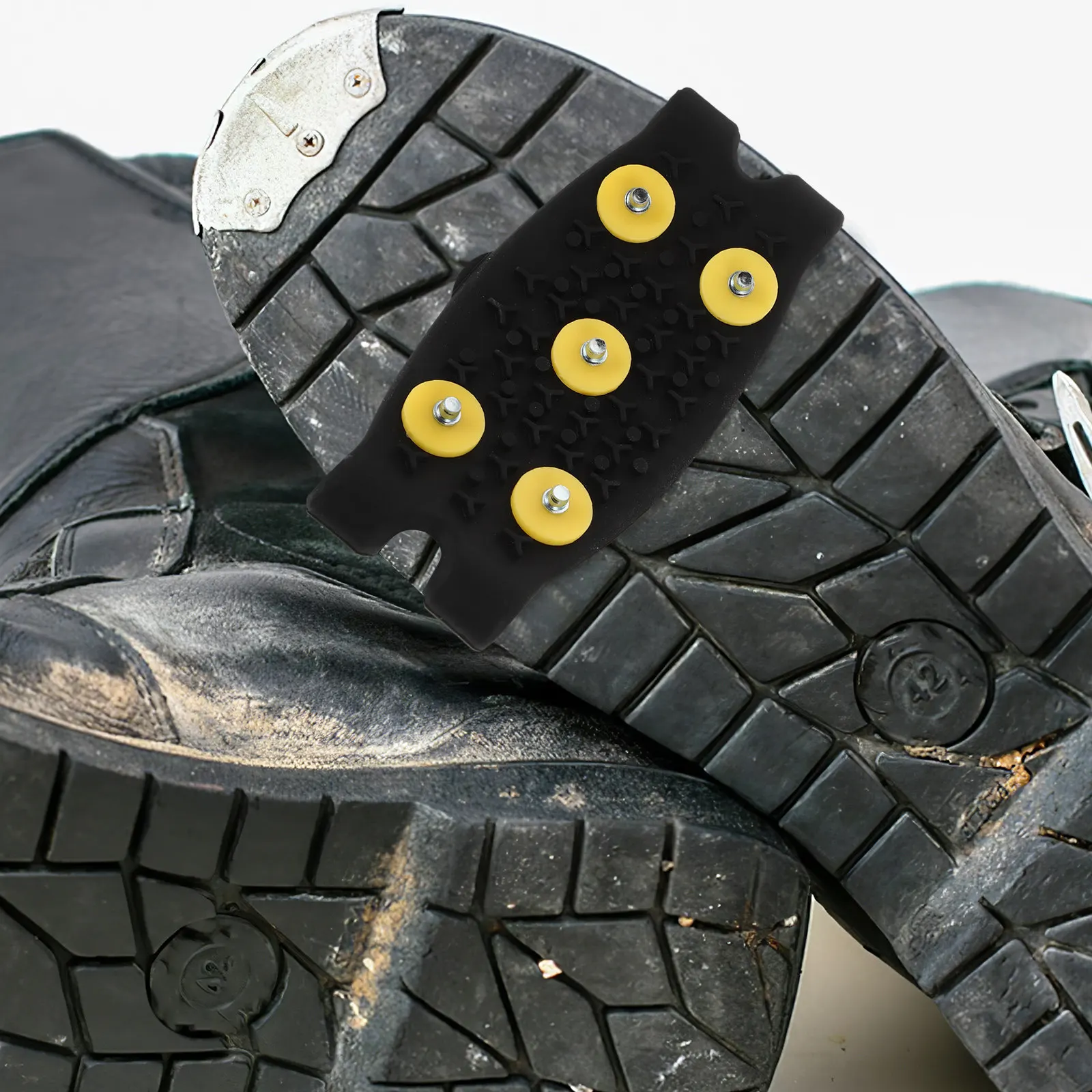 Outdoor 5-Tooth Snow Ice Cleats Silicone Shoe Covers Non-Slip for Icy Muddy Roads Walking Running Hiking for Shoes Cover
Outdoor 5-Tooth Snow Ice Cleats Silicone Shoe Covers Non-Slip for Icy Muddy Roads Walking Running Hiking for Shoes Cover