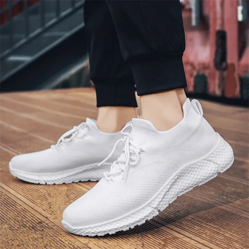 New Breathable Flying Mesh Running Wear-resistant Breathable High Quality Men's Large Size Soft Sole Casual Sports Shoes
New Breathable Flying Mesh Running Wear-resistant Breathable High Quality Men's Large Size Soft Sole Casual Sports Shoes