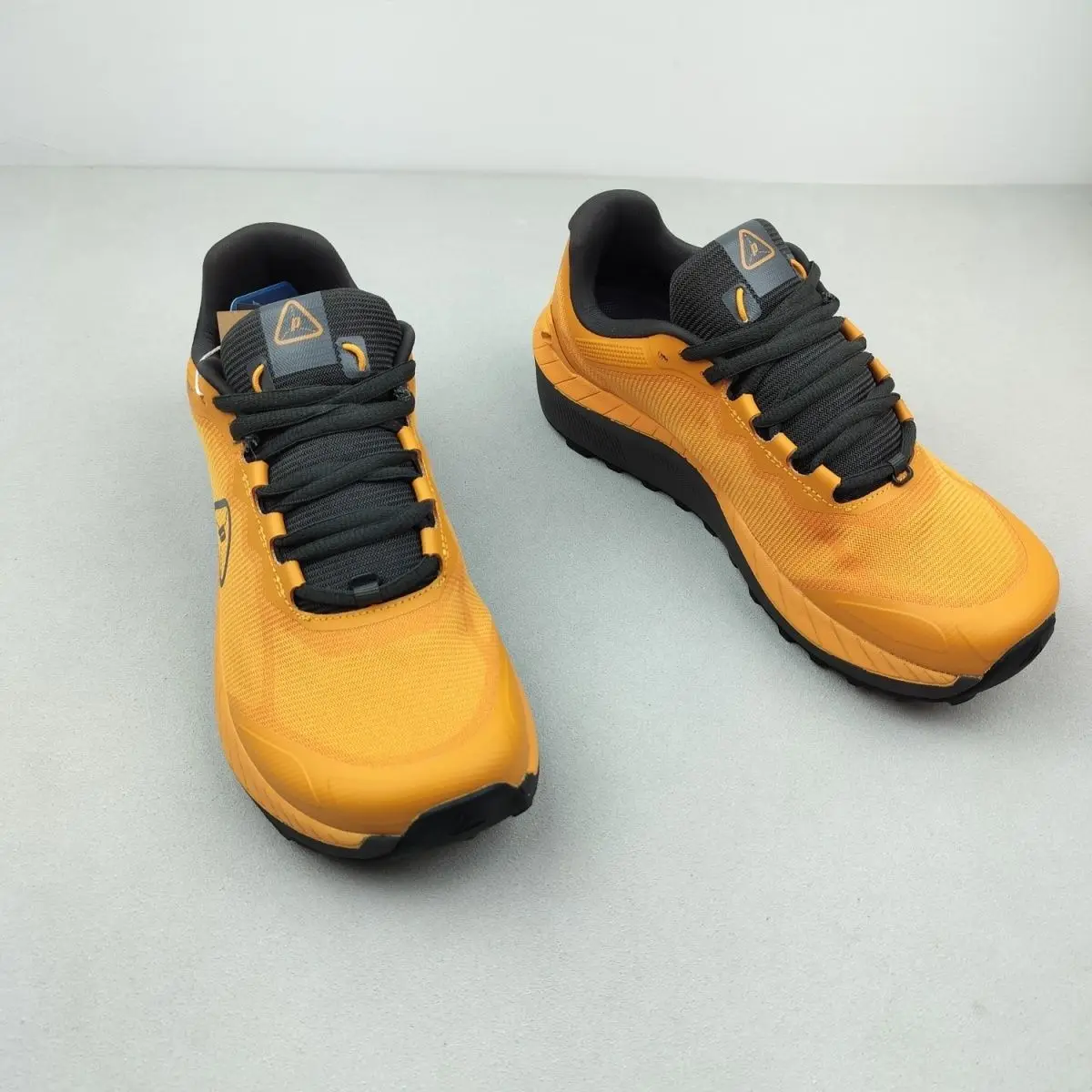 2025 Hot Mens Trail Running Shoes Sneakers Sneakers Mens Slip Resistant Outdoor Hiking Jogging Shoes Mens Training Shoes
2025 Hot Mens Trail Running Shoes Sneakers Sneakers Mens Slip Resistant Outdoor Hiking Jogging Shoes Mens Training Shoes