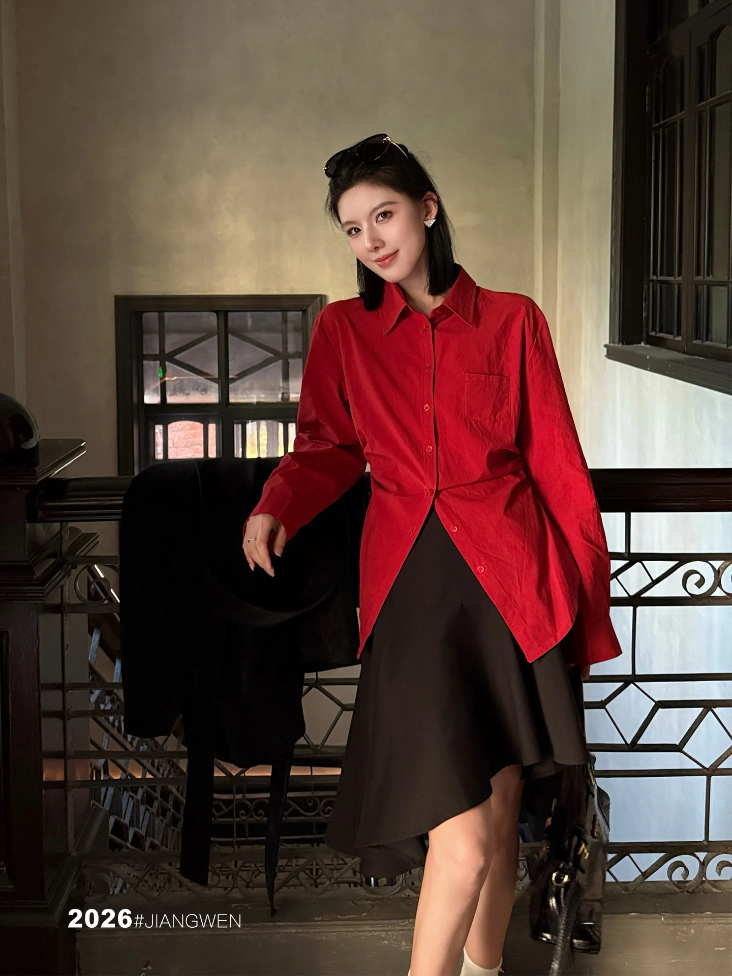 Red Vintage Design Folded Women's High-End Feelings Hong Kong Style Shirt Cotton Long Sleeve Button up Pure Color Casual Shirt
Red Vintage Design Folded Women's High-End Feelings Hong Kong Style Shirt Cotton Long Sleeve Button up Pure Color Casual Shirt