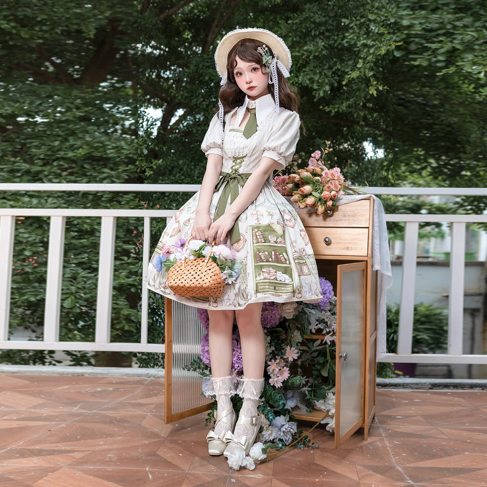 Original Japanese Retro Elegance Lolita Short-sleeved Dresses Summer Girl's Sweet Kawaii Cute Print College Style Short Dress Op
Original Japanese Retro Elegance Lolita Short-sleeved Dresses Summer Girl's Sweet Kawaii Cute Print College Style Short Dress Op