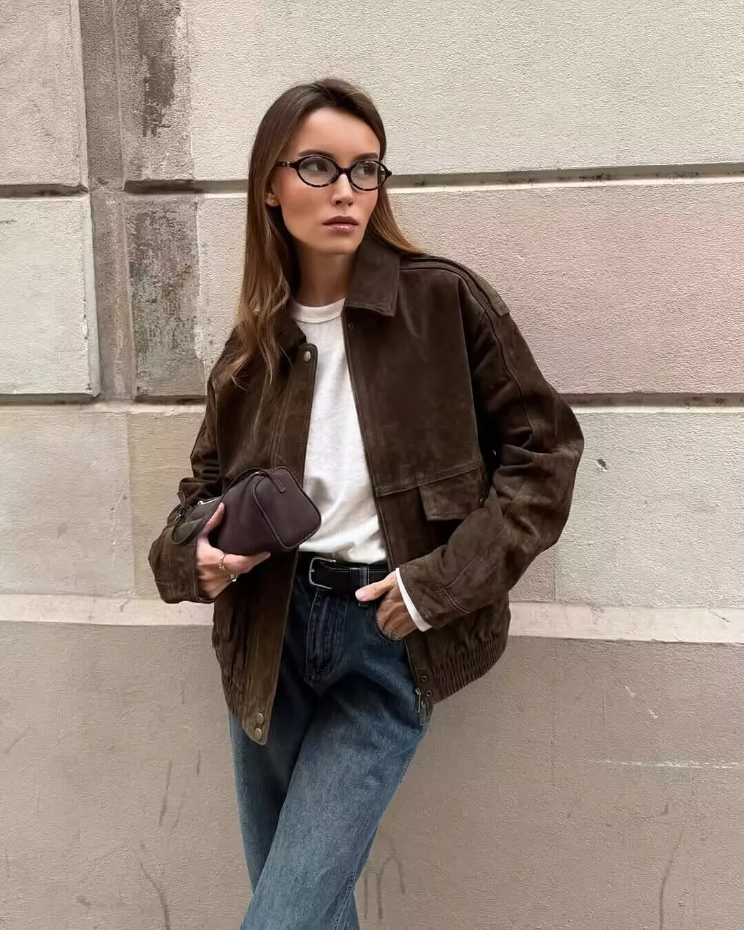 European and American style 2025 new suede texture loose casual fashion versatile jacket
European and American style 2025 new suede texture loose casual fashion versatile jacket