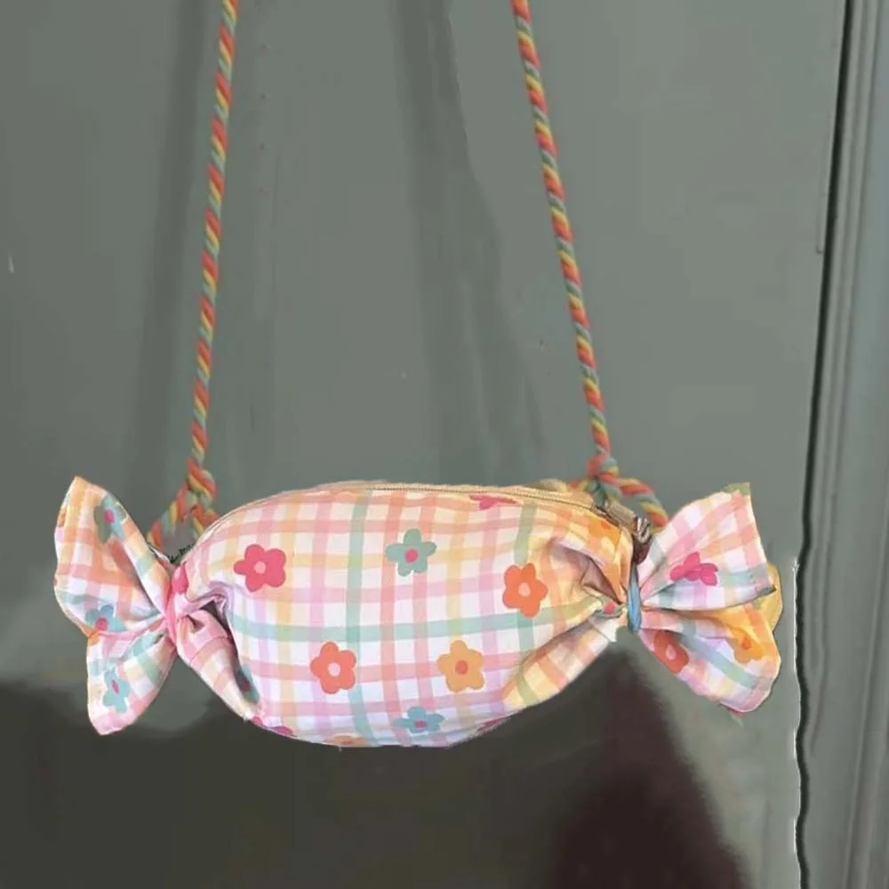 Sweet Candy Design Shoulder Bag Macaron Color Flower Sugar Shaped Crossbody Bag Storage Pouch Canvas Creative Bundle Pocket
Sweet Candy Design Shoulder Bag Macaron Color Flower Sugar Shaped Crossbody Bag Storage Pouch Canvas Creative Bundle Pocket