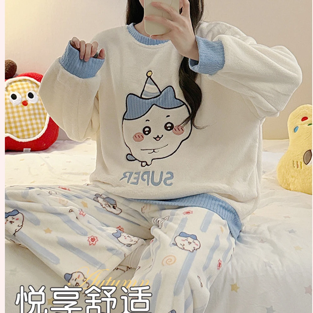 Chiikawa Hachiware Women's Autumn Winter Flannel Loungewear Set Print Round Neck Warm and Comfortable Home Clothes Pajamas Gift
Chiikawa Hachiware Women's Autumn Winter Flannel Loungewear Set Print Round Neck Warm and Comfortable Home Clothes Pajamas Gift
