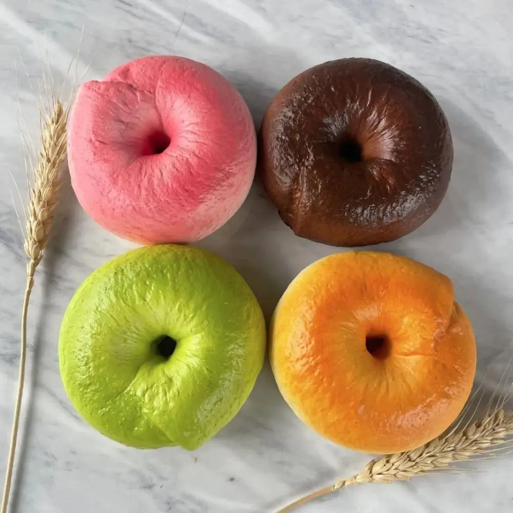 Creative Bagel Bread Squishy Toy Super Soft Hand Relax Squishy Fake Bagel Stress Toy Kneading Comfortable
Creative Bagel Bread Squishy Toy Super Soft Hand Relax Squishy Fake Bagel Stress Toy Kneading Comfortable