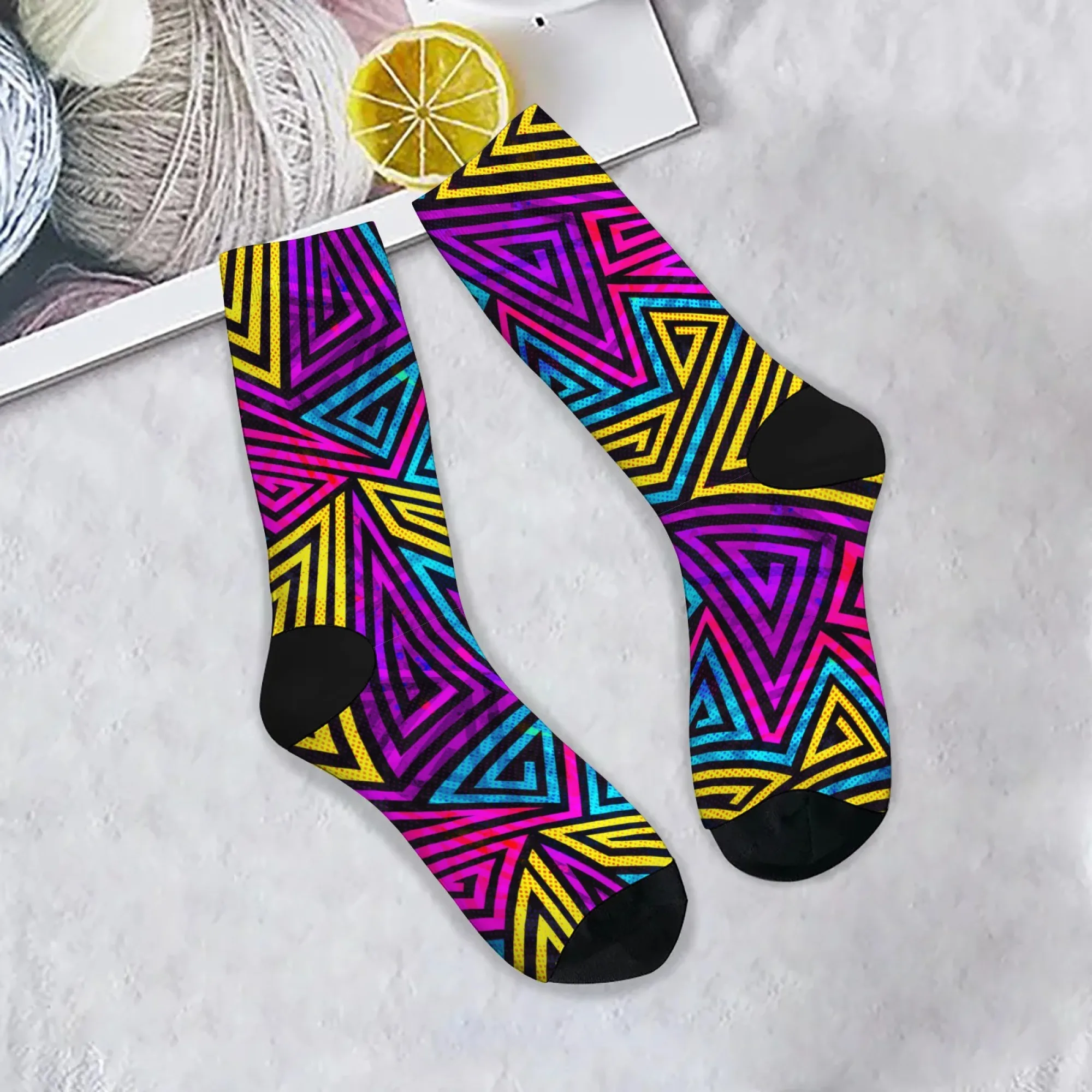Triangle Maze Retro Fashion Men's Socks Novelty Funny Hip-Hop Socks Comfortable Breathable Outdoor Fashion Casual Sports Socks
Triangle Maze Retro Fashion Men's Socks Novelty Funny Hip-Hop Socks Comfortable Breathable Outdoor Fashion Casual Sports Socks