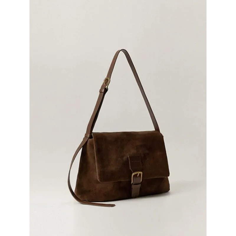 Women's Bag Autumn and Winter New Style Retro Temperament Suede Single Shoulder Armpit Bag Versatile Casual Crossbody Bag
Women's Bag Autumn and Winter New Style Retro Temperament Suede Single Shoulder Armpit Bag Versatile Casual Crossbody Bag