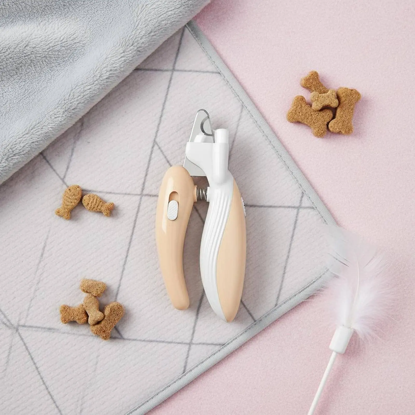 Dog Nail Cutter with Nail Quick Brightness Feature Brightness Feature Sharp Stainless Steel Blade Pet Nail Trimmer With
Dog Nail Cutter with Nail Quick Brightness Feature Brightness Feature Sharp Stainless Steel Blade Pet Nail Trimmer With