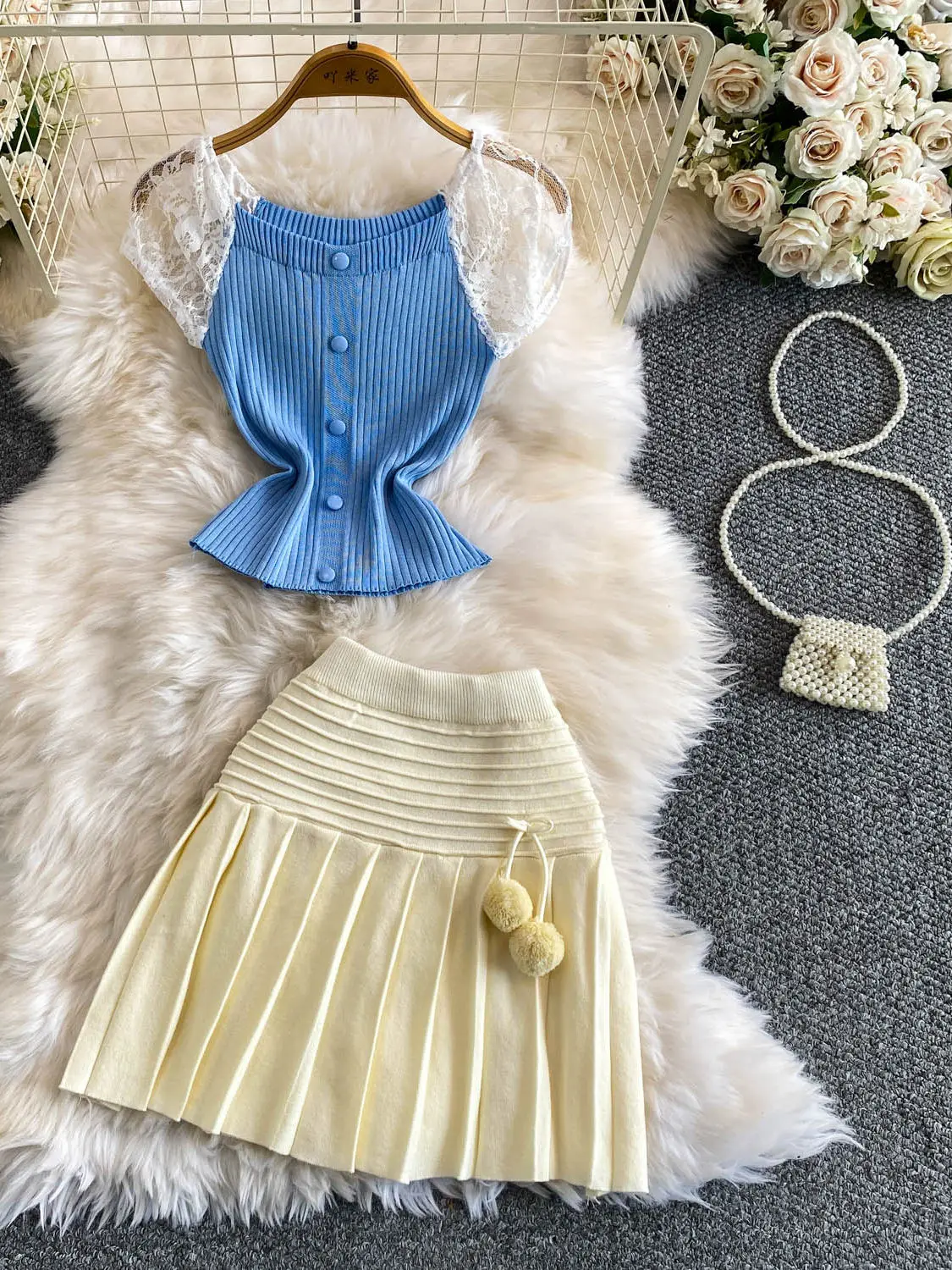 Women Blue Sexy Lace Patchwork Off-shoulder Short Sleeve Knit Top with Sweet Bow & High Waist Pleated Skirt Two Piece Set Summer
Women Blue Sexy Lace Patchwork Off-shoulder Short Sleeve Knit Top with Sweet Bow & High Waist Pleated Skirt Two Piece Set Summer