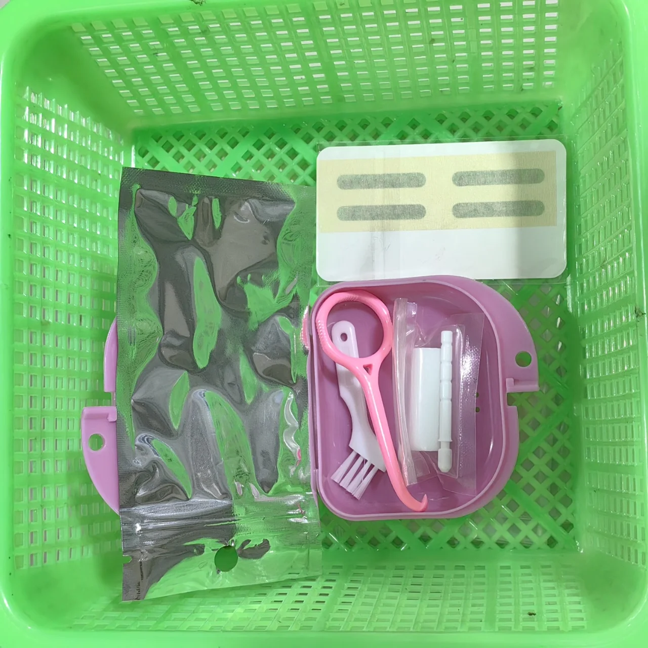 1Pc Dental Oral Retainer Storage Plastic Box and Retainer Remover Set
1Pc Dental Oral Retainer Storage Plastic Box and Retainer Remover Set