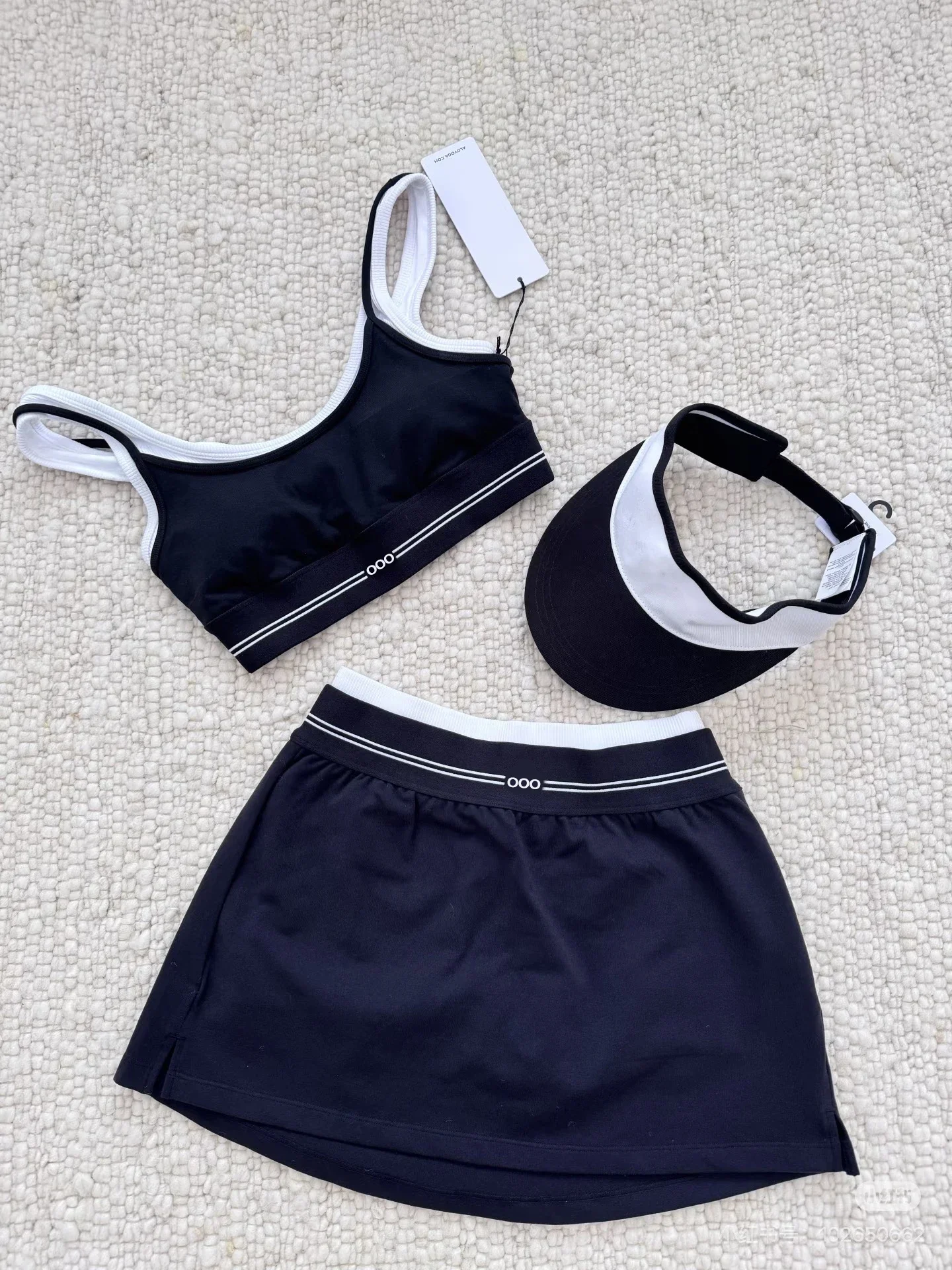 Women Yoga Tank Top and Fitness Skirt Set Two Piece Breathable Comfortable Running Workout Activewear
Women Yoga Tank Top and Fitness Skirt Set Two Piece Breathable Comfortable Running Workout Activewear