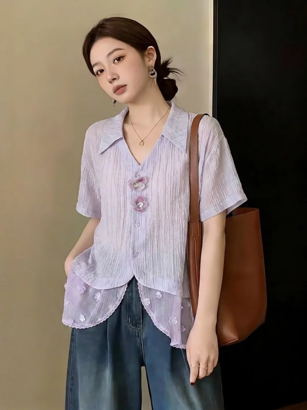 Loose Women's Short Sleeve Shirt V-Neck Purple Summer New Style Korean Version Large Size Fat MM Anti-Aging Top Cover Belly
Loose Women's Short Sleeve Shirt V-Neck Purple Summer New Style Korean Version Large Size Fat MM Anti-Aging Top Cover Belly