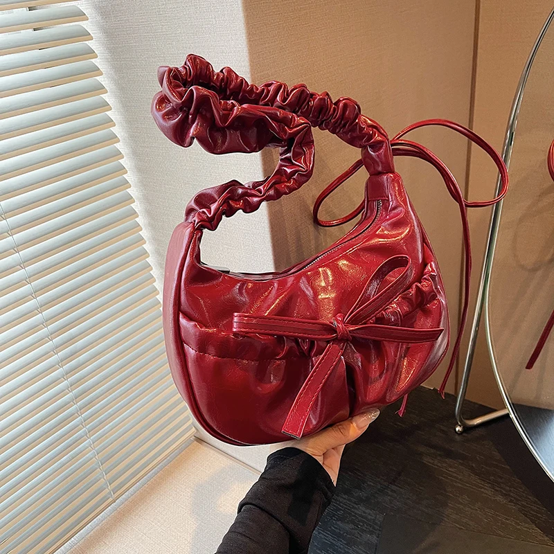 Retro Burgundy Pleated Bow Single Shoulder Bag Women High End Trend Solid PU Leather Underarm Bags Exquisite Chic Messenger Bag
Retro Burgundy Pleated Bow Single Shoulder Bag Women High End Trend Solid PU Leather Underarm Bags Exquisite Chic Messenger Bag
