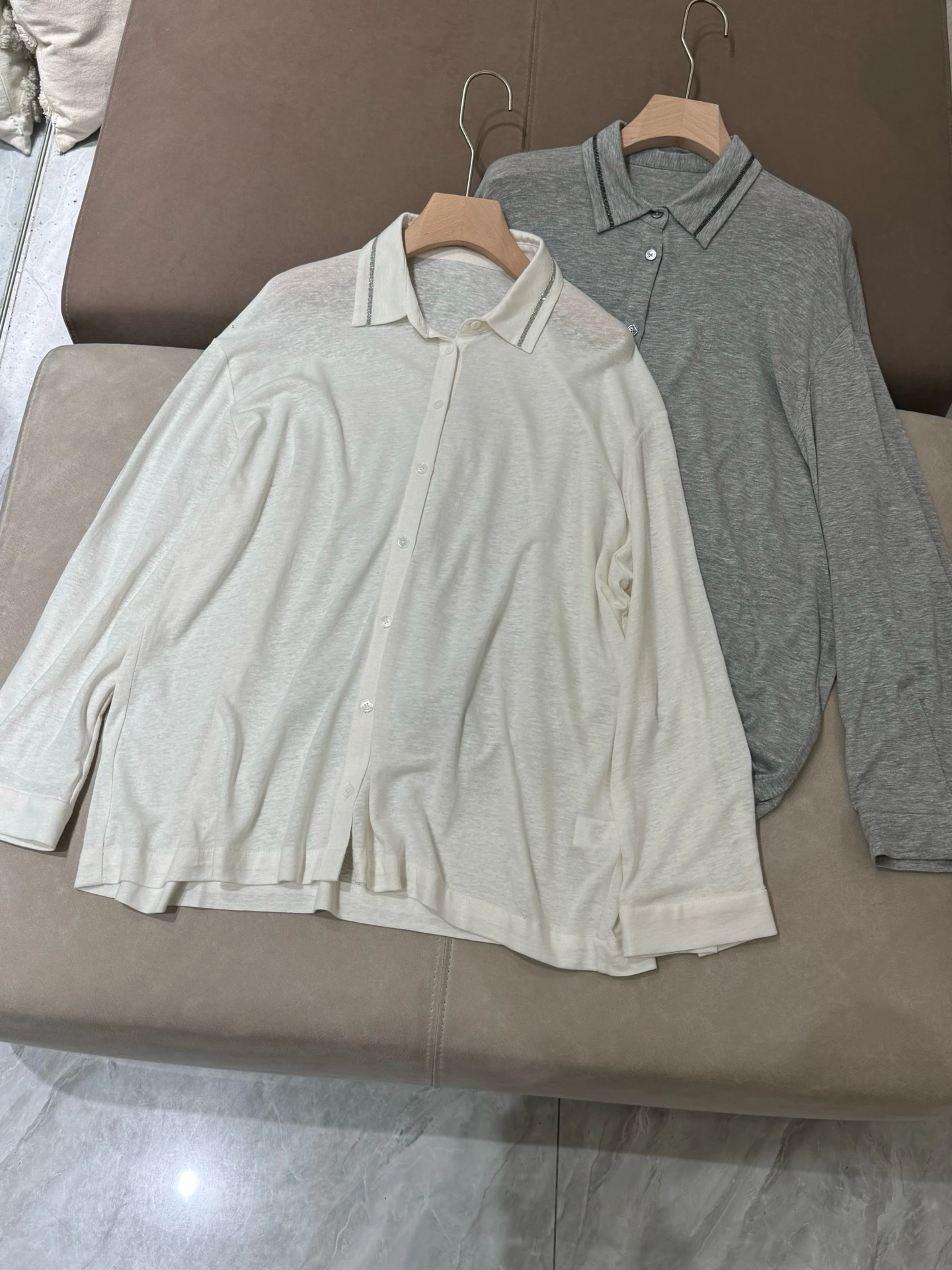 Spring Summer Women's Loose Fit Long Sve Linen Cotton irt Breathable Comfortable Casual Sle Thin T-irt Upper Body
Spring Summer Women's Loose Fit Long Sve Linen Cotton irt Breathable Comfortable Casual Sle Thin T-irt Upper Body