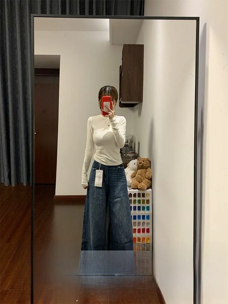 Джинсы женские с высокой талией в американском стиле, свободного кроя, прямые, широкие штанины, осенне-зимние, больших размеров, стройнящие, повседневные, деним
Джинсы женские с высокой талией в американском стиле, свободного кроя, прямые, широкие штанины, осенне-зимние, больших размеров, стройнящие, повседневные, деним