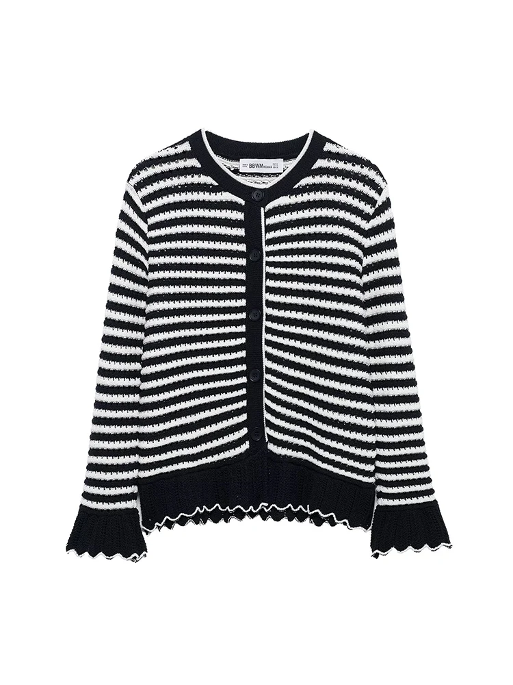 KUCLUT Women Fashion Striped Single Breasted Knitted Sweater Vintage O-Neck Long Sleeves Female Chic Lady Outfits
KUCLUT Women Fashion Striped Single Breasted Knitted Sweater Vintage O-Neck Long Sleeves Female Chic Lady Outfits