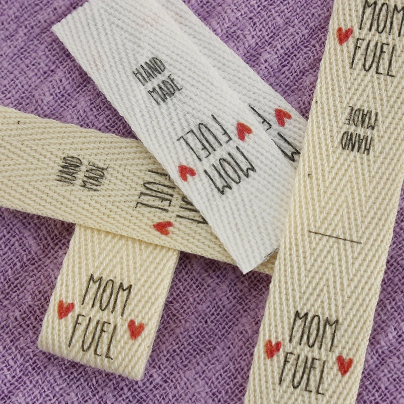 Custom Fabric Labels for Clothes, Folding Labels, Twill Ribbon, Logo Labels, Sew Accessories, Xw3505, 15*50mm
Custom Fabric Labels for Clothes, Folding Labels, Twill Ribbon, Logo Labels, Sew Accessories, Xw3505, 15*50mm