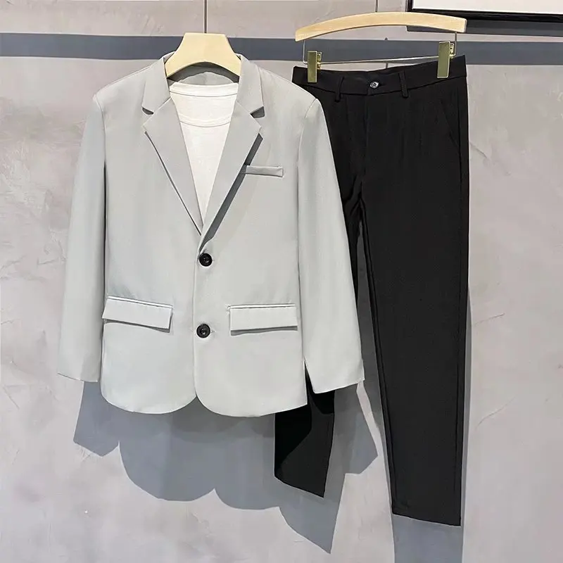 J32 Men's black suit jacket Korean style groom wedding business formal jacket slim fit versatile casual
J32 Men's black suit jacket Korean style groom wedding business formal jacket slim fit versatile casual